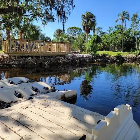 Dolphin Updated Cottage On River - 1 Mile To Beach Kitchen Washer Dryer Bonita Springs Extérieur photo