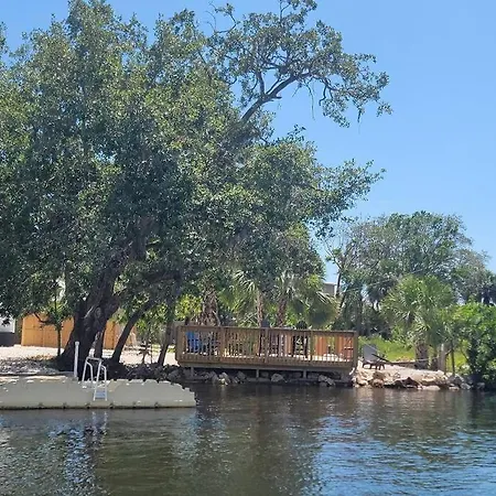 Dolphin Updated Cottage On River - 1 Mile To Beach Kitchen Washer Dryer Bonita Springs Extérieur photo