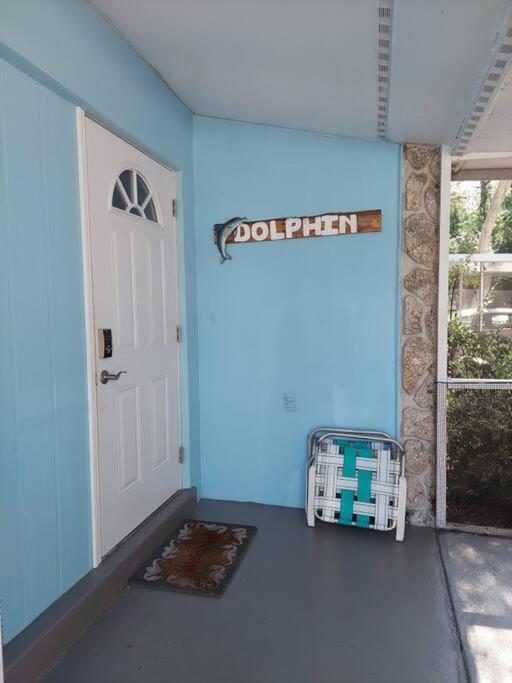 Dolphin Updated On River - 1 Mile To Kitchen Washer Dryer Hébergement de vacances