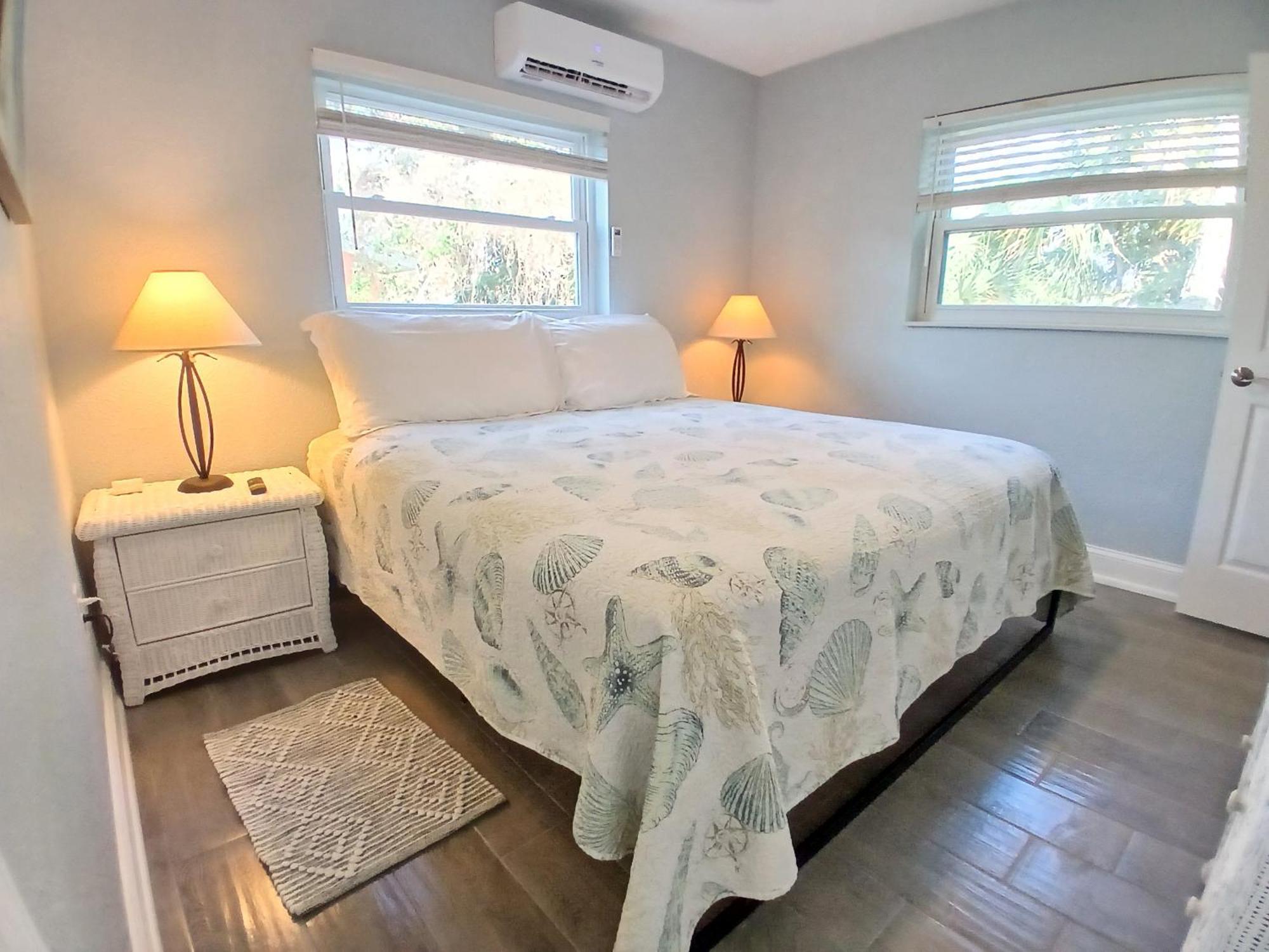Dolphin Updated On River - 1 Mile To Kitchen Washer Dryer Hébergement de vacances Bonita Springs