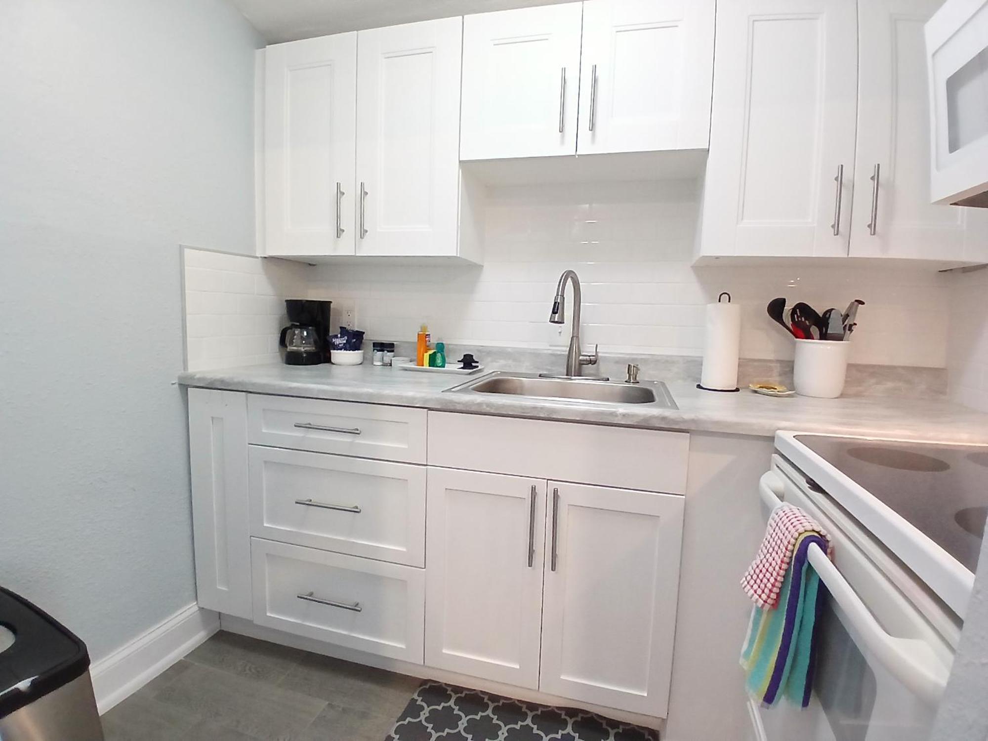 Hébergement de vacances Dolphin Updated On River - 1 Mile To Kitchen Washer Dryer